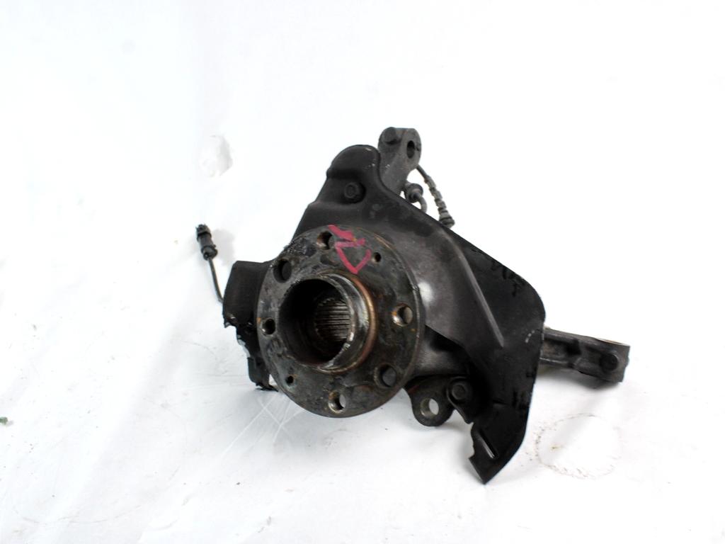 VRTLJIVI LEZAJ DESNO / PESTO KOLESA Z LEZAJEM SPREDAJ OEM N. 51776377 ORIGINAL REZERVNI DEL FIAT PUNTO 199 MK3 (2011 - 2017)DIESEL LETNIK 2015