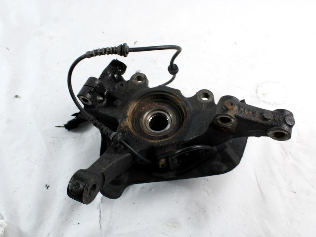 VRTLJIVI LEZAJ DESNO / PESTO KOLESA Z LEZAJEM SPREDAJ OEM N. 51776377 ORIGINAL REZERVNI DEL FIAT PUNTO 199 MK3 (2011 - 2017)DIESEL LETNIK 2015