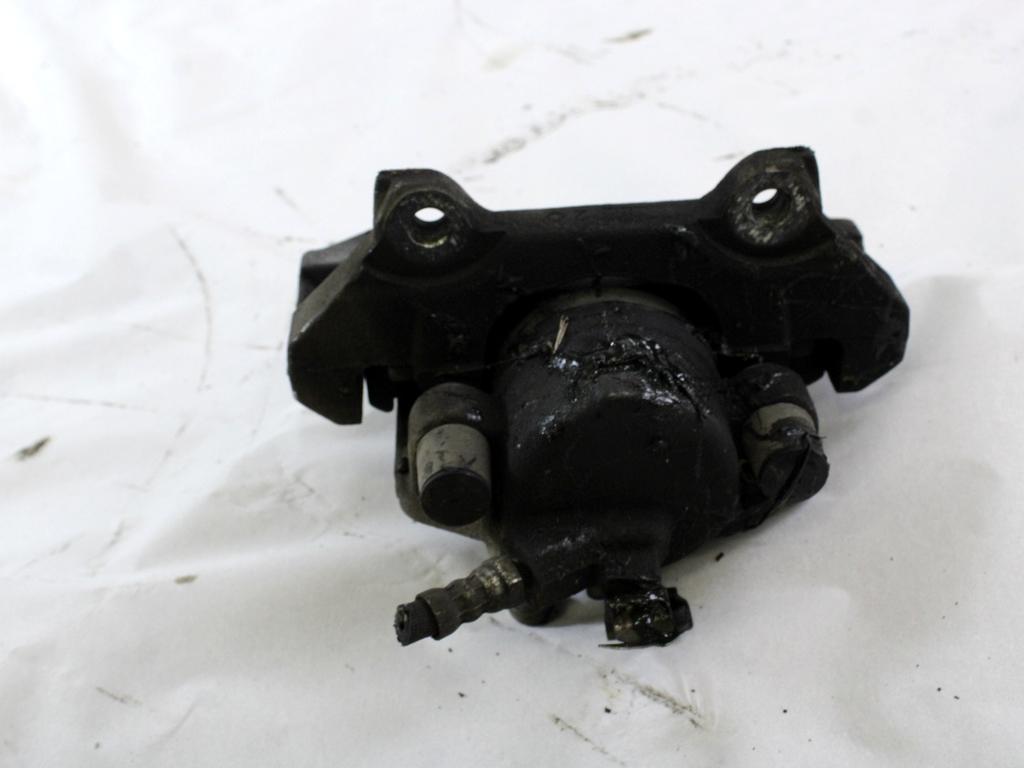 SPREDNJE DESNE ZAVORNE CELJUSTI  OEM N. 77365759 ORIGINAL REZERVNI DEL FIAT PUNTO 199 MK3 (2011 - 2017)DIESEL LETNIK 2015