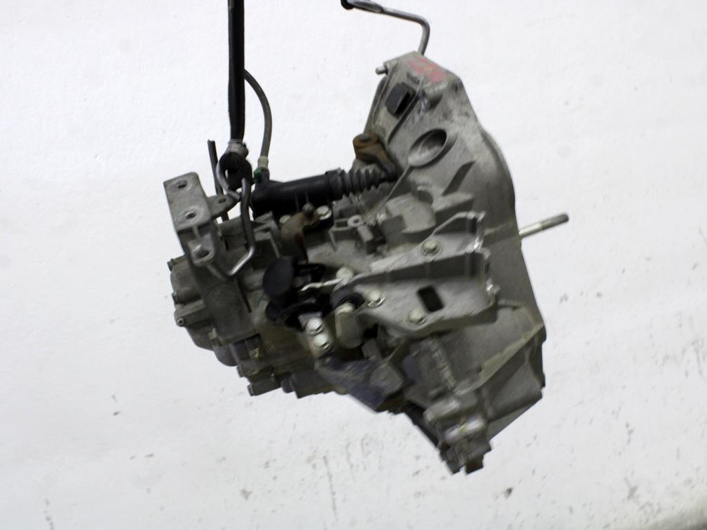 ROCNI MENJALNIK OEM N. 55241803 CAMBIO MECCANICO ORIGINAL REZERVNI DEL FIAT PUNTO 199 MK3 (2011 - 2017)DIESEL LETNIK 2015