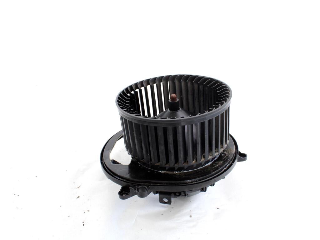 VENTILATOR  KABINE  OEM N. 64119350395 ORIGINAL REZERVNI DEL BMW SERIE 1 BERLINA F20/F21 LCI (2015 - 2019)DIESEL LETNIK 2017