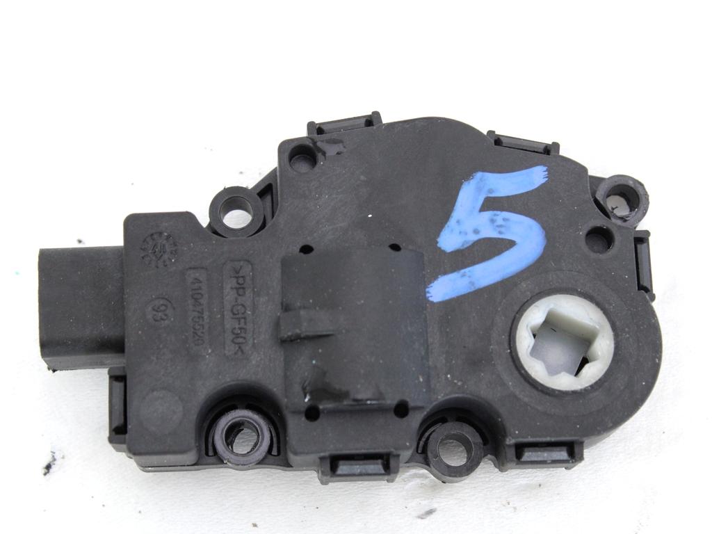 MOTORCEK OGREVANJA OEM N. T946104A ORIGINAL REZERVNI DEL BMW SERIE 1 BERLINA F20/F21 LCI (2015 - 2019)DIESEL LETNIK 2017