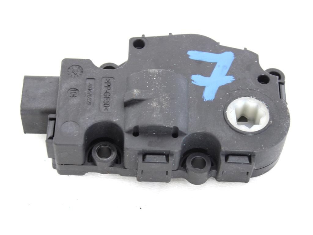 MOTORCEK OGREVANJA OEM N. T946104A ORIGINAL REZERVNI DEL BMW SERIE 1 BERLINA F20/F21 LCI (2015 - 2019)DIESEL LETNIK 2017