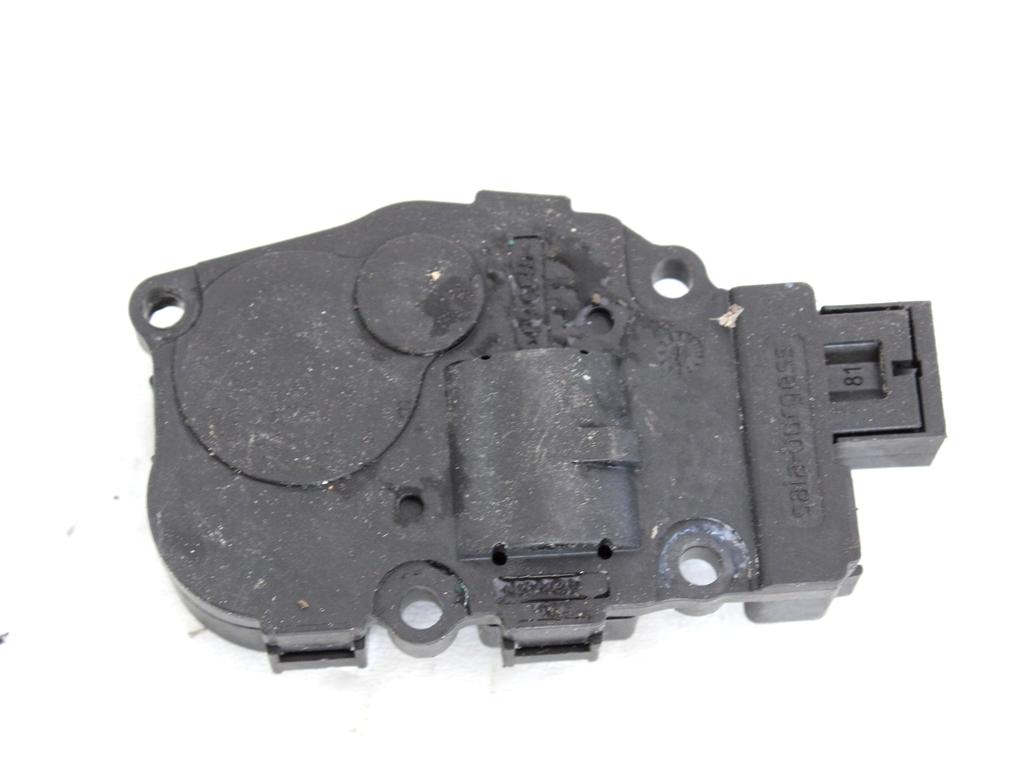 MOTORCEK OGREVANJA OEM N. T946104A ORIGINAL REZERVNI DEL BMW SERIE 1 BERLINA F20/F21 LCI (2015 - 2019)DIESEL LETNIK 2017