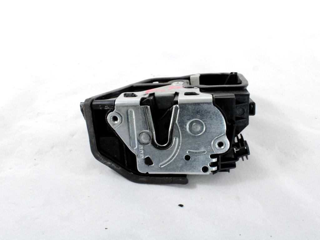 CENTRALNO ZAKLEPANJE PREDNIH LEVIH VRAT OEM N. 7229461 ORIGINAL REZERVNI DEL BMW SERIE 1 BERLINA F20/F21 LCI (2015 - 2019)DIESEL LETNIK 2017