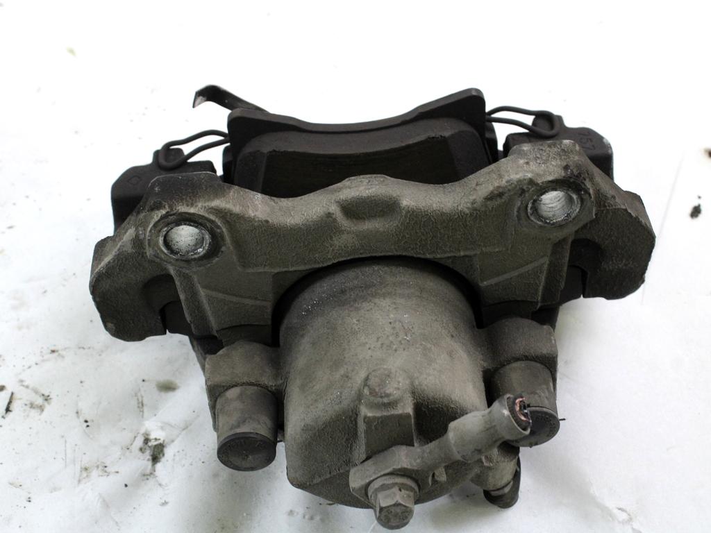 SPREDNJE LEVE ZAVORNE CELJUSTI  OEM N. 93176426 ORIGINAL REZERVNI DEL OPEL ASTRA H A04 L48 L08 L35 L67 R 5P/3P/SW (2007 - 2010) DIESEL LETNIK 2008