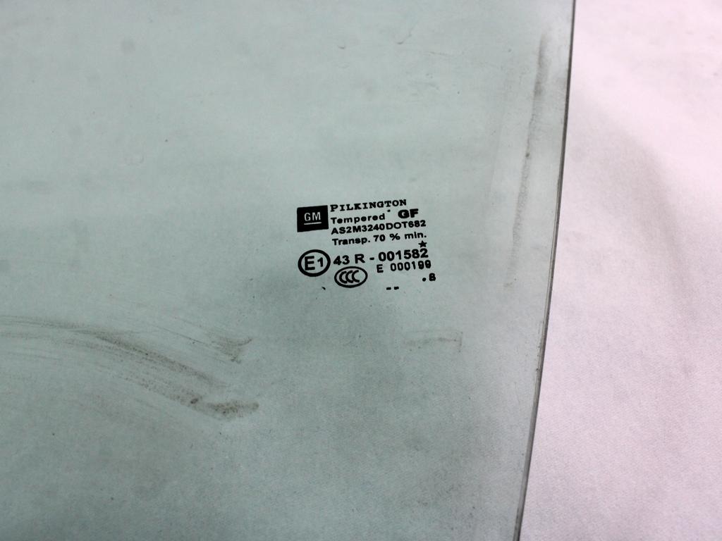 STEKLO SPREDNJIH LEVIH VRAT OEM N. 93183266 ORIGINAL REZERVNI DEL OPEL ASTRA H A04 L48 L08 L35 L67 R 5P/3P/SW (2007 - 2010) DIESEL LETNIK 2008