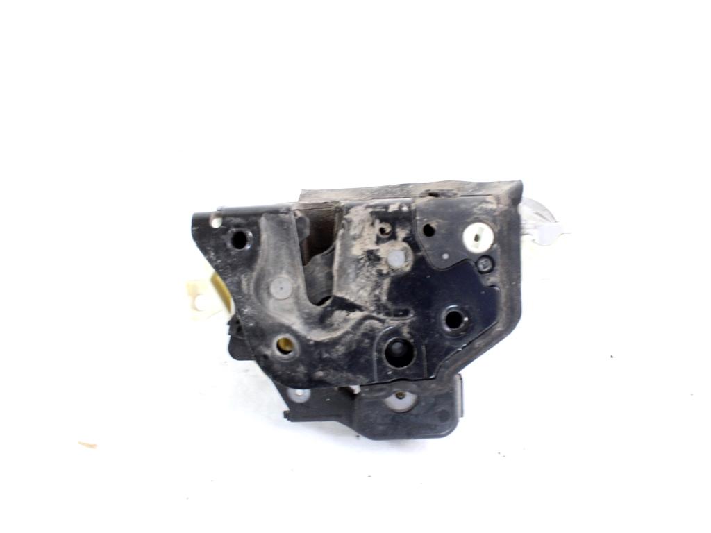 CENTRALNO ZAKLEPANJE ZADNJIH DESNIH VRAT OEM N. 4F0839016 ORIGINAL REZERVNI DEL AUDI A3 MK2 8P 8PA 8P1 (2003 - 2008)DIESEL LETNIK 2005