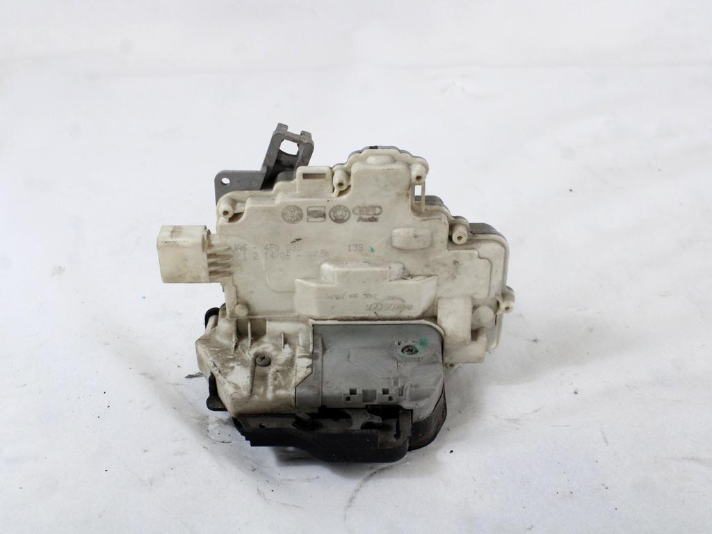 CENTRALNA KLJUCAVNICA ZADJIH LEVIH VRAT OEM N. 4F0839015 ORIGINAL REZERVNI DEL AUDI A3 MK2 8P 8PA 8P1 (2003 - 2008)DIESEL LETNIK 2005