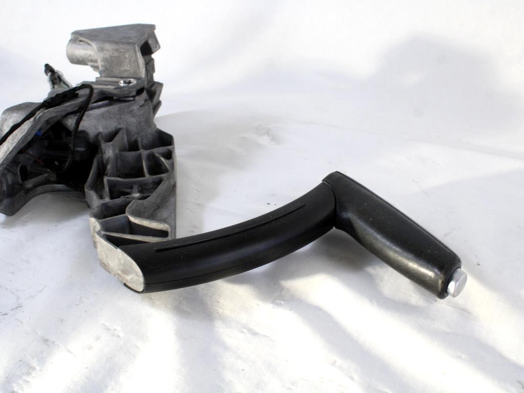 OEM N. 8P0711303B ORIGINAL REZERVNI DEL AUDI A3 MK2 8P 8PA 8P1 (2003 - 2008)DIESEL LETNIK 2005