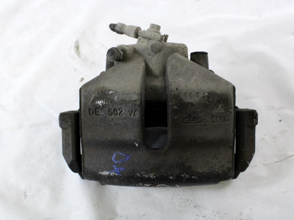 SPREDNJE DESNE ZAVORNE CELJUSTI  OEM N. 1K0615124E ORIGINAL REZERVNI DEL AUDI A3 MK2 8P 8PA 8P1 (2003 - 2008)DIESEL LETNIK 2005