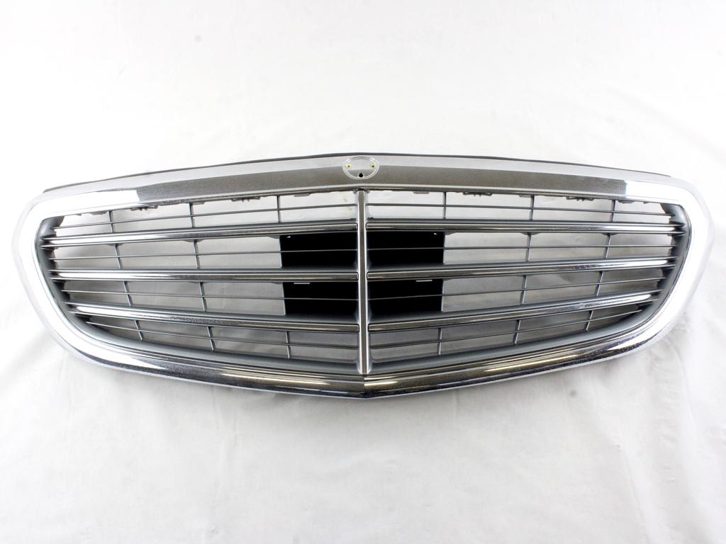 SPREDNJE OKRASNE MASKE OEM N. A2128801383 ORIGINAL REZERVNI DEL MERCEDES CLASSE E W212 BER/SW (2009 - 2016)DIESEL LETNIK 2014