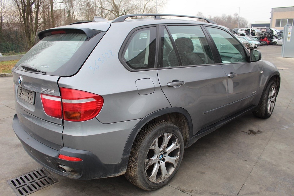 BMW X5 E70 3.0 D 4X4 210KW AUT 5P (2009) RICAMBI IN MAGAZZINO