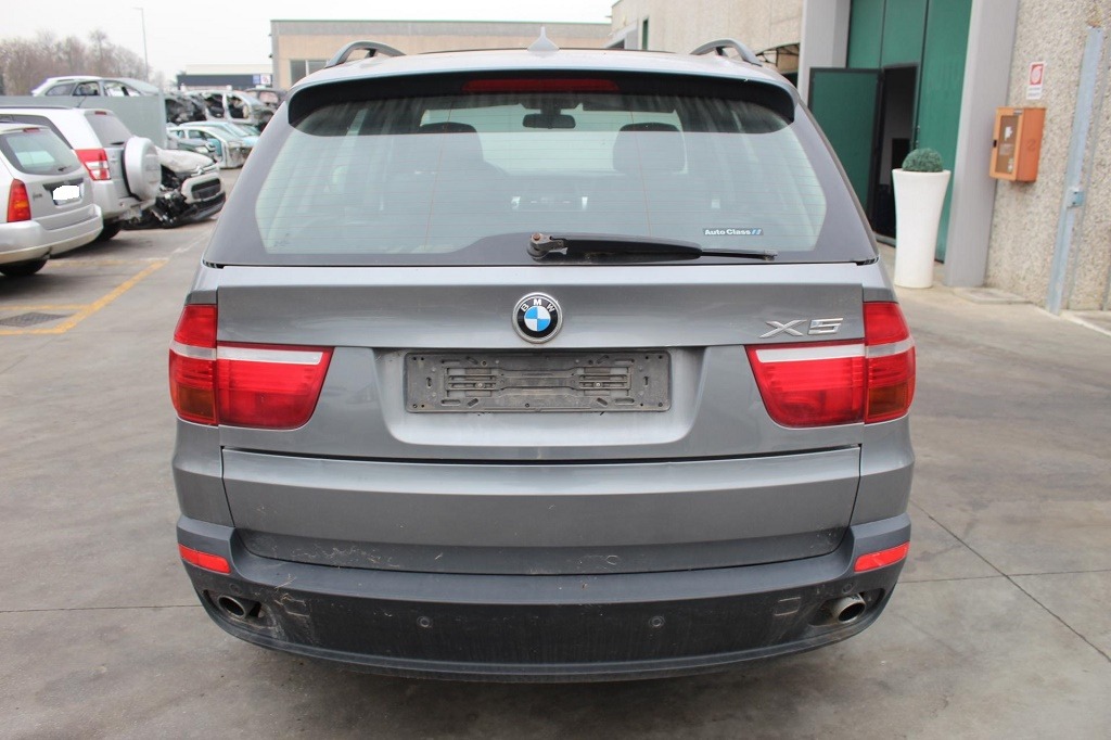 BMW X5 E70 3.0 D 4X4 210KW AUT 5P (2009) RICAMBI IN MAGAZZINO