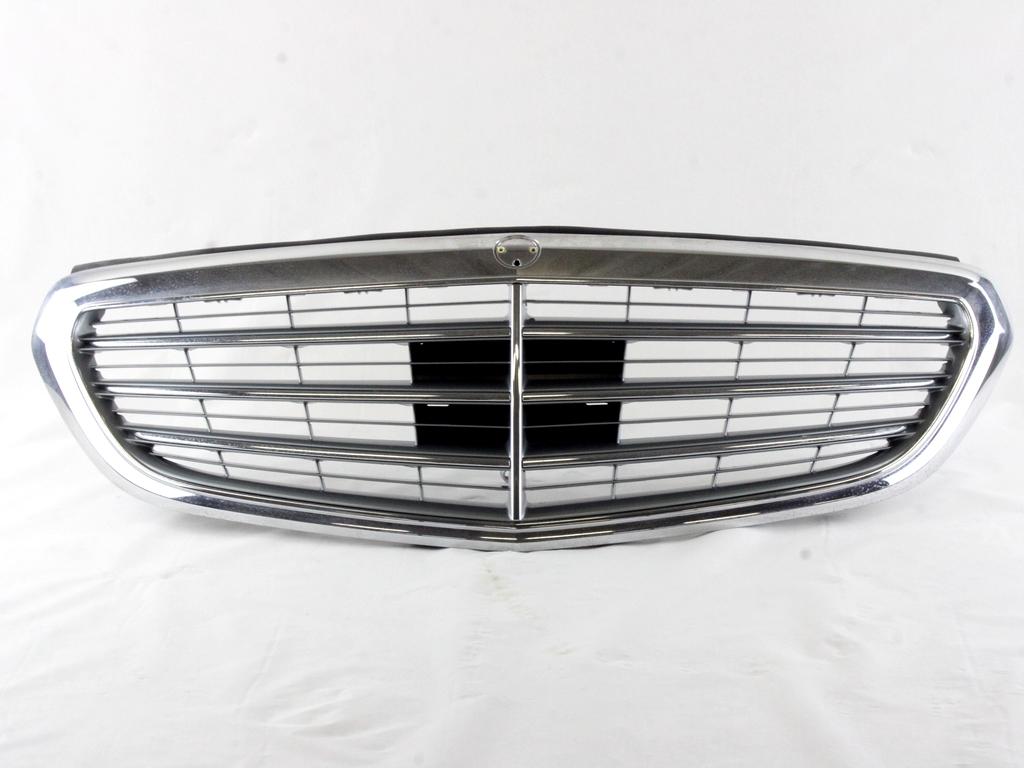 SPREDNJE OKRASNE MASKE OEM N. A2128801383 ORIGINAL REZERVNI DEL MERCEDES CLASSE E W212 BER/SW (2009 - 2016)DIESEL LETNIK 2014