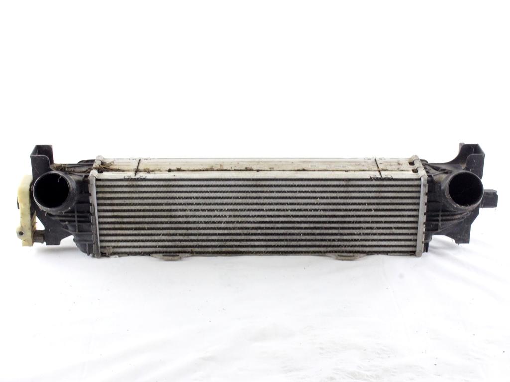 HLADILNIK INTERCOOLER OEM N. 17518576509 ORIGINAL REZERVNI DEL BMW SERIE 6 GT G32 (DAL 2017)DIESEL LETNIK 2017