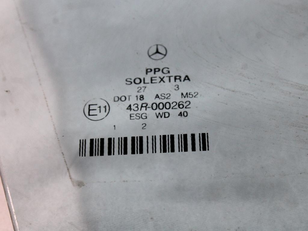 STEKLO SPREDNJIH DESNIH VRAT OEM N. A2117250410 ORIGINAL REZERVNI DEL MERCEDES CLASSE E W211 S211 BER/SW (03/2002 - 05/2006) DIESEL LETNIK 2003