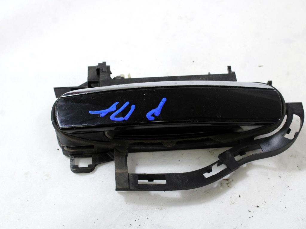 ZUNANJA KLJUKA ZADNJA DESNA VRATA OEM N. 4F0837208B ORIGINAL REZERVNI DEL AUDI A6 C6 4F2 4FH 4F5 BER/SW/ALLROAD (07/2004 - 10/2008) DIESEL LETNIK 2007