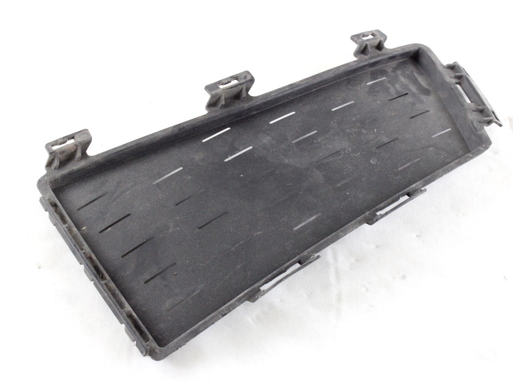 MASKA ODBIJACA OEM N. 51118069711 ORIGINAL REZERVNI DEL BMW SERIE 6 GT G32 (DAL 2017)DIESEL LETNIK 2017