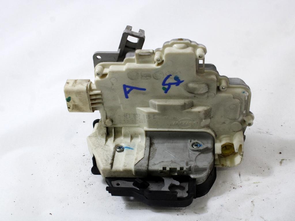 CENTRALNO ZAKLEPANJE PREDNIH LEVIH VRAT OEM N. 4F1837016E ORIGINAL REZERVNI DEL AUDI A6 C6 4F2 4FH 4F5 BER/SW/ALLROAD (07/2004 - 10/2008) DIESEL LETNIK 2007