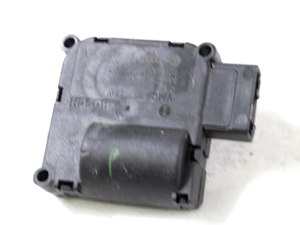 MOTORCEK OGREVANJA OEM N. 4F0820511A ORIGINAL REZERVNI DEL AUDI A6 C6 4F2 4FH 4F5 BER/SW/ALLROAD (07/2004 - 10/2008) DIESEL LETNIK 2007