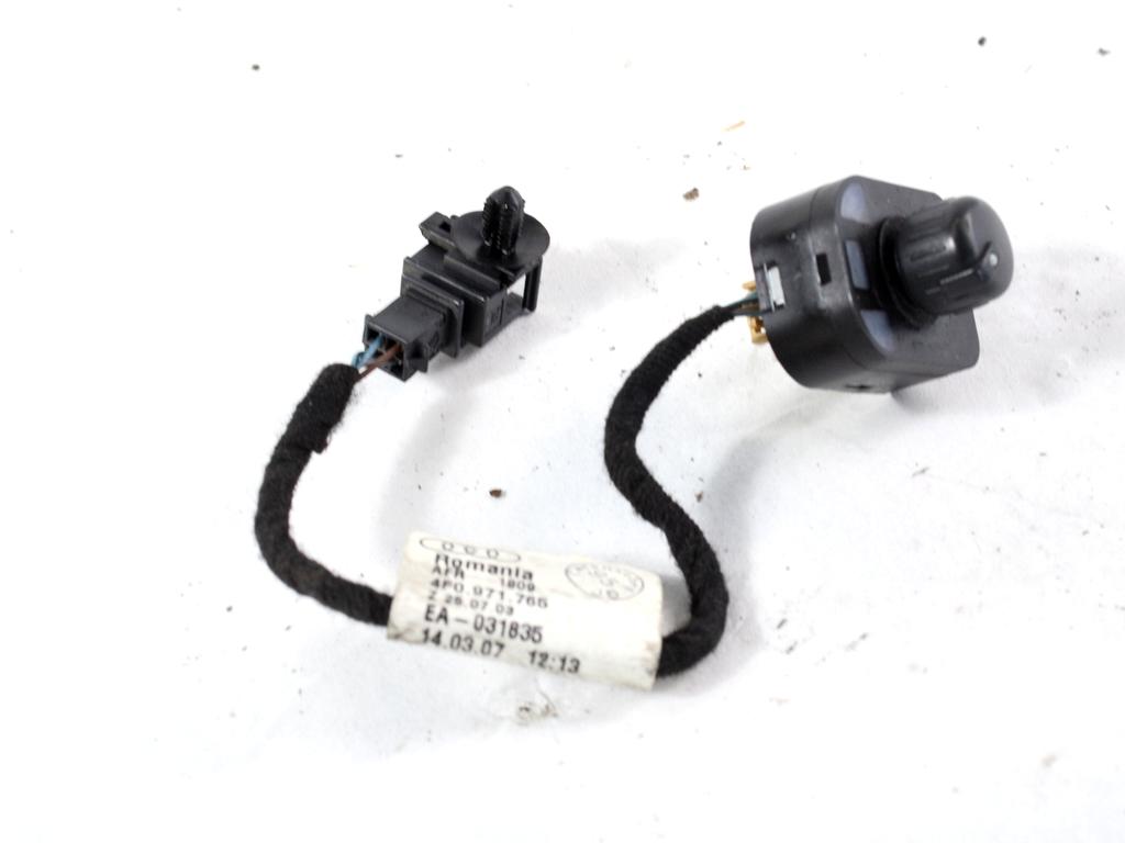 STIKALA ELEKTRICNIH OGLEDAL  OEM N. 8E0959565A ORIGINAL REZERVNI DEL AUDI A6 C6 4F2 4FH 4F5 BER/SW/ALLROAD (07/2004 - 10/2008) DIESEL LETNIK 2007