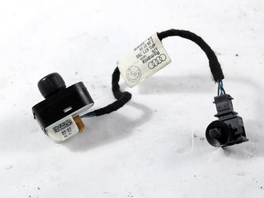 STIKALA ELEKTRICNIH OGLEDAL  OEM N. 8E0959565A ORIGINAL REZERVNI DEL AUDI A6 C6 4F2 4FH 4F5 BER/SW/ALLROAD (07/2004 - 10/2008) DIESEL LETNIK 2007