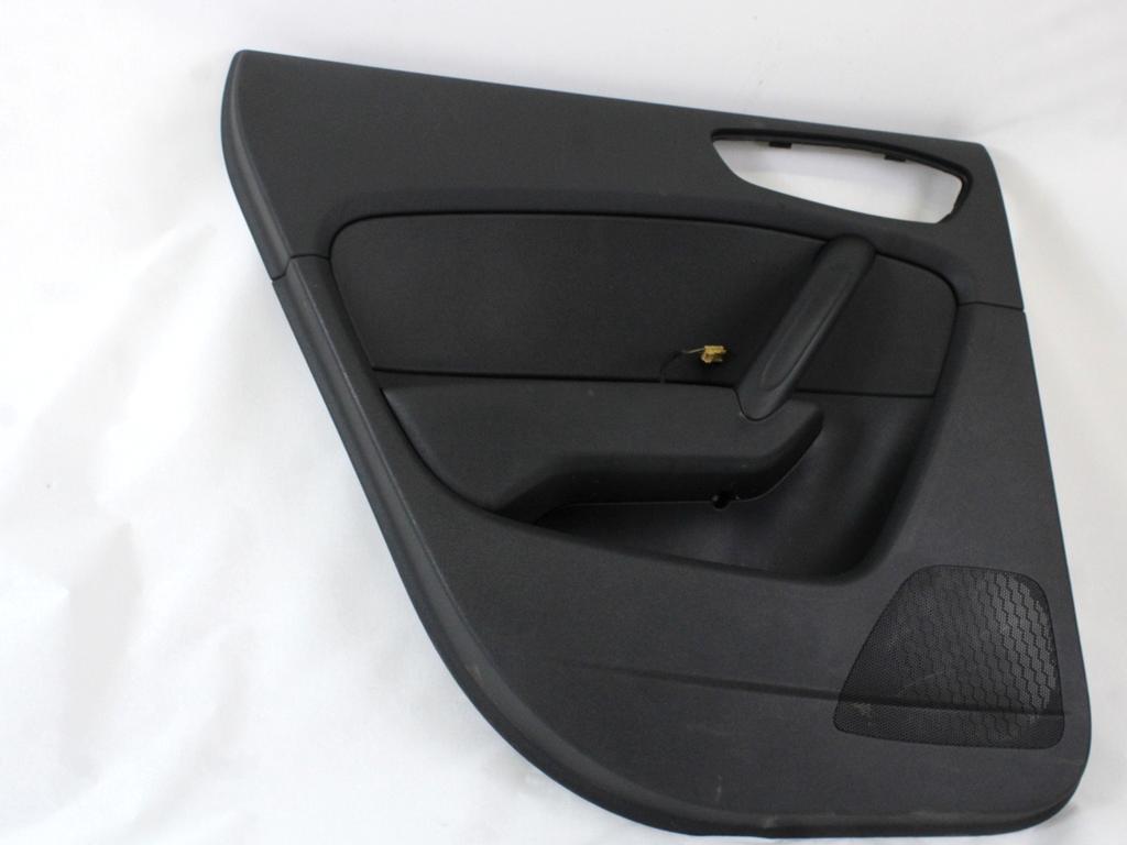 VRATNI PANEL OEM N. PNPSTADA18XBR5P ORIGINAL REZERVNI DEL AUDI A1 8X 8X1 8XF (2010 - 2015)DIESEL LETNIK 2013