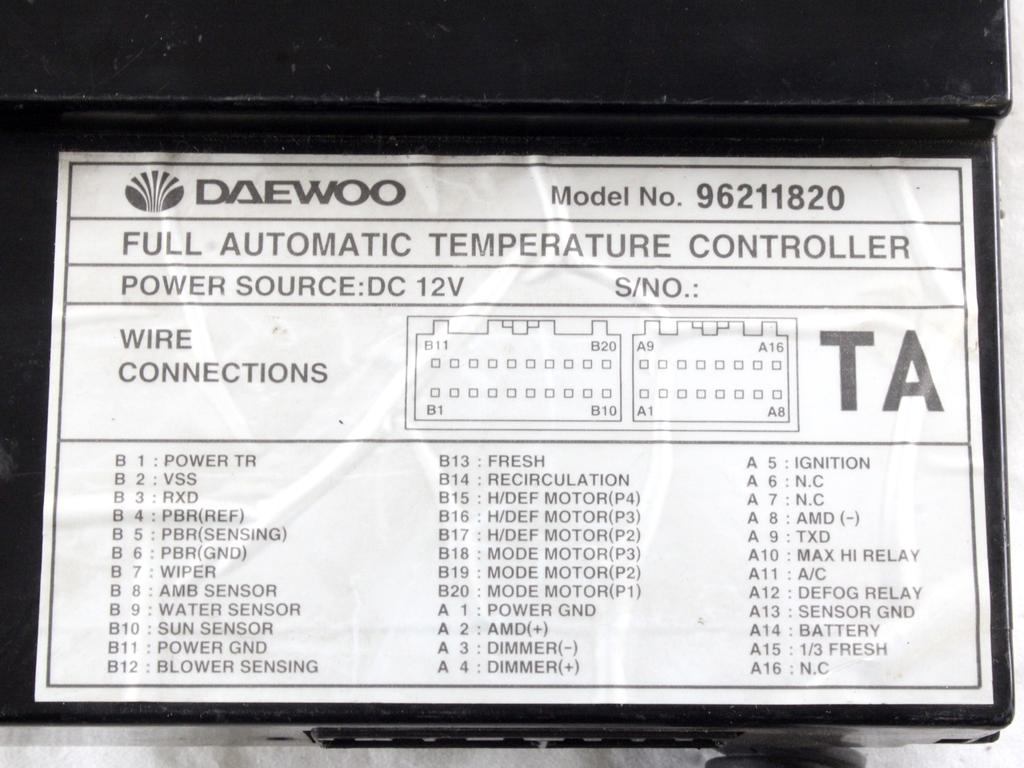 KONTROLNA ENOTA KLIMATSKE NAPRAVE / AVTOMATSKA KLIMATSKA NAPRAVA OEM N. 96211820 ORIGINAL REZERVNI DEL DAEWOO LEGANZA (1997 - 2002) LETNIK 1998