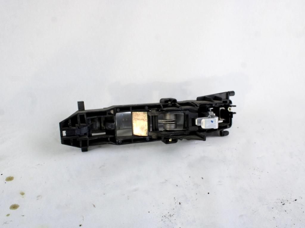 ZUNANJA KLJUKA SPREDNJA DESNA VRATA OEM N. A1717600470 ORIGINAL REZERVNI DEL MERCEDES CLASSE SLK R171 (2004 - 2011)BENZINA LETNIK 2004