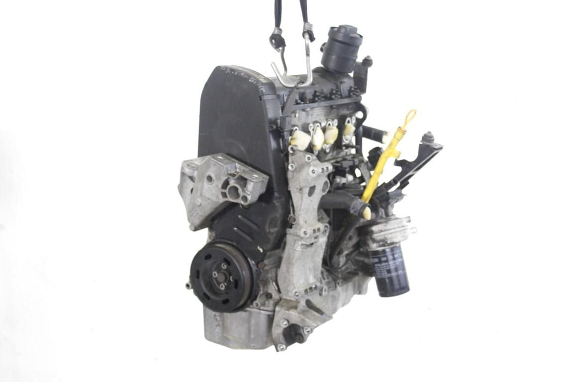 MOTOR OEM N. AKL 8460 ORIGINAL REZERVNI DEL VOLKSWAGEN GOLF IV 1J1 1E7 1J5 MK4 BER/SW (1998 - 2004) BENZINA LETNIK 1998