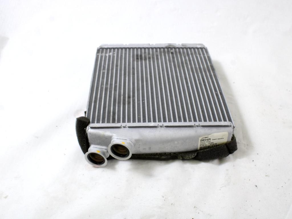 GRELEC RADIATORJA OEM N. LR002632 ORIGINAL REZERVNI DEL LAND ROVER RANGE ROVER EVOQUE L538 (2012 - 2016)DIESEL LETNIK 2014