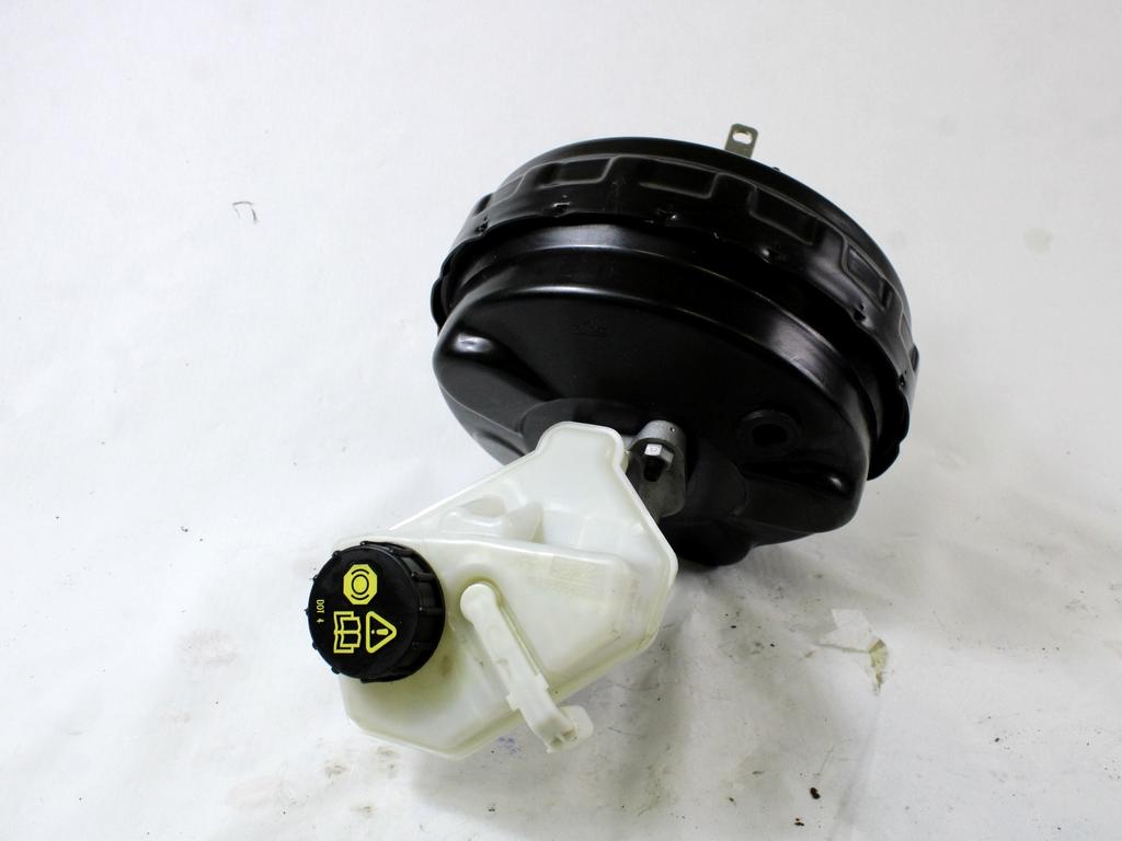 SERVO OJACEVALNIK ZAVOR S PUMPO OEM N. BJ32-2B195-AC ORIGINAL REZERVNI DEL LAND ROVER RANGE ROVER EVOQUE L538 (2012 - 2016)DIESEL LETNIK 2014