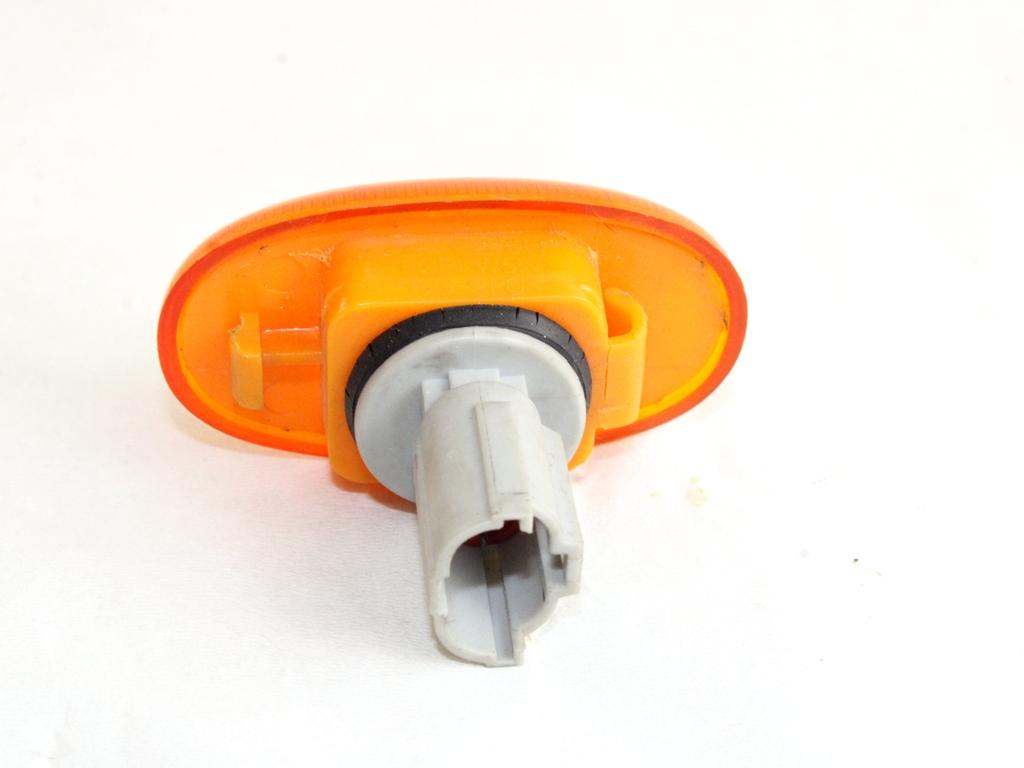 SPREDNJI INDIKATOR OEM N. 96323669 ORIGINAL REZERVNI DEL DAEWOO MATIZ KLYA (1998 - 2004) BENZINA LETNIK 2002