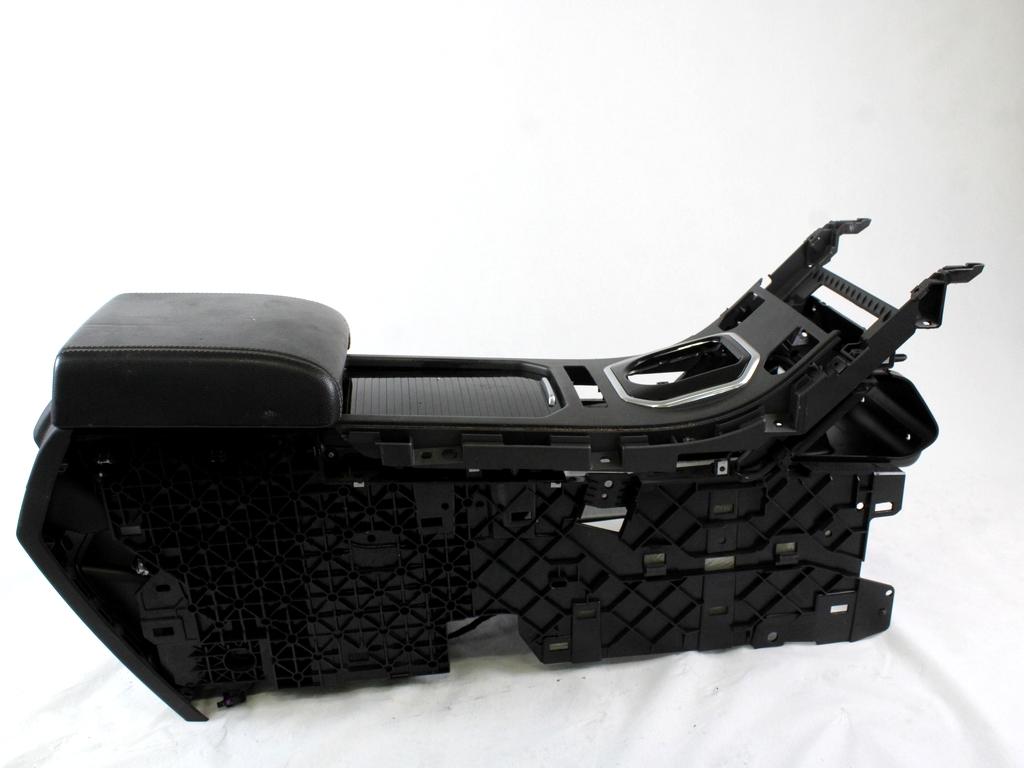 NASLON ZA ROKE/SREDINSKA KONZOLA OEM N. BJ32-045C22-A ORIGINAL REZERVNI DEL LAND ROVER RANGE ROVER EVOQUE L538 (2012 - 2016)DIESEL LETNIK 2014