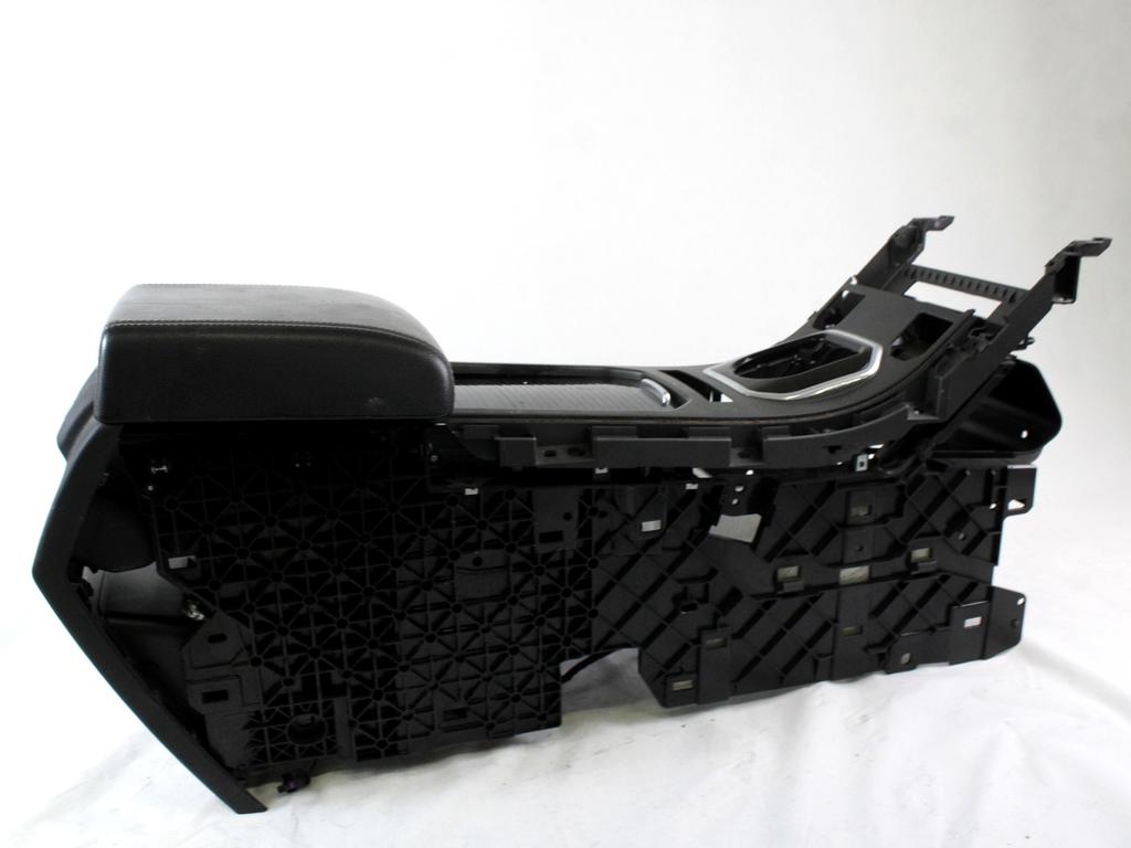 NASLON ZA ROKE/SREDINSKA KONZOLA OEM N. BJ32-045C22-A ORIGINAL REZERVNI DEL LAND ROVER RANGE ROVER EVOQUE L538 (2012 - 2016)DIESEL LETNIK 2014