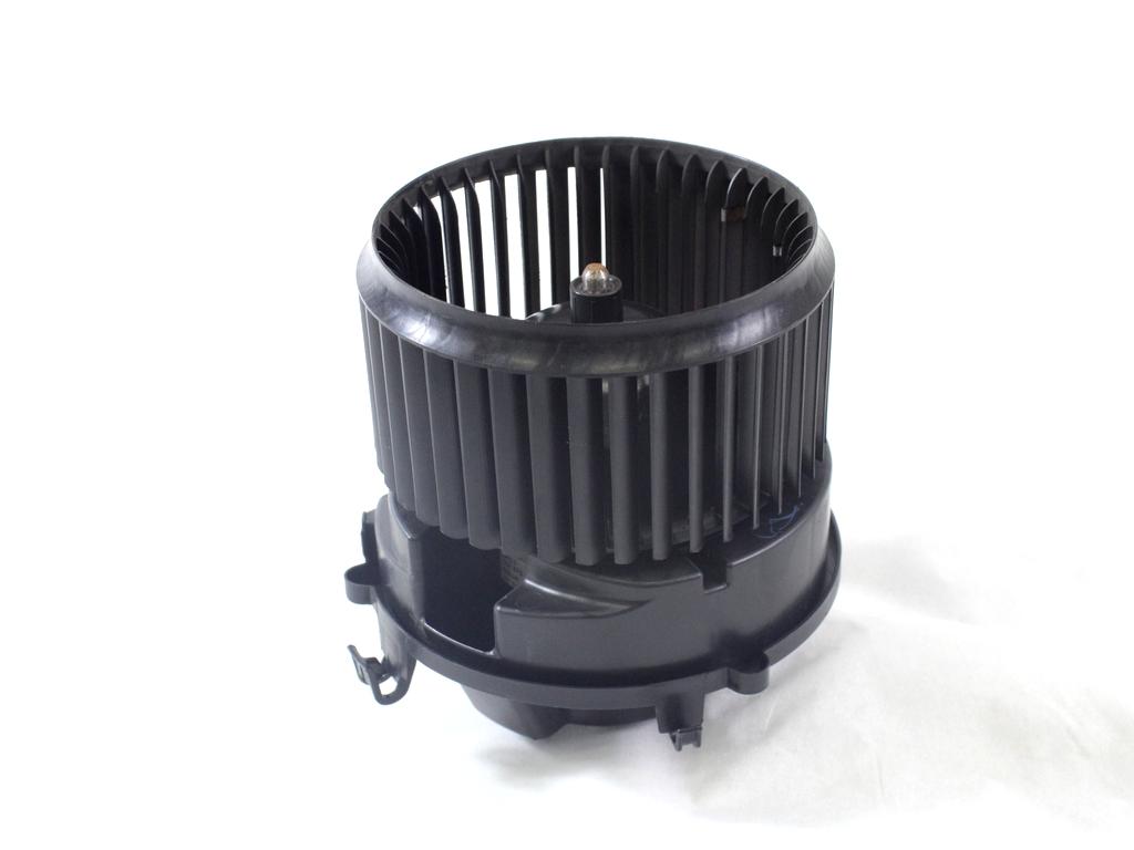 VENTILATOR  KABINE  OEM N. 9297752 ORIGINAL REZERVNI DEL MINI ONE - COOPER F55 / F56 / F57 (DAL 2018)BENZINA LETNIK 2020