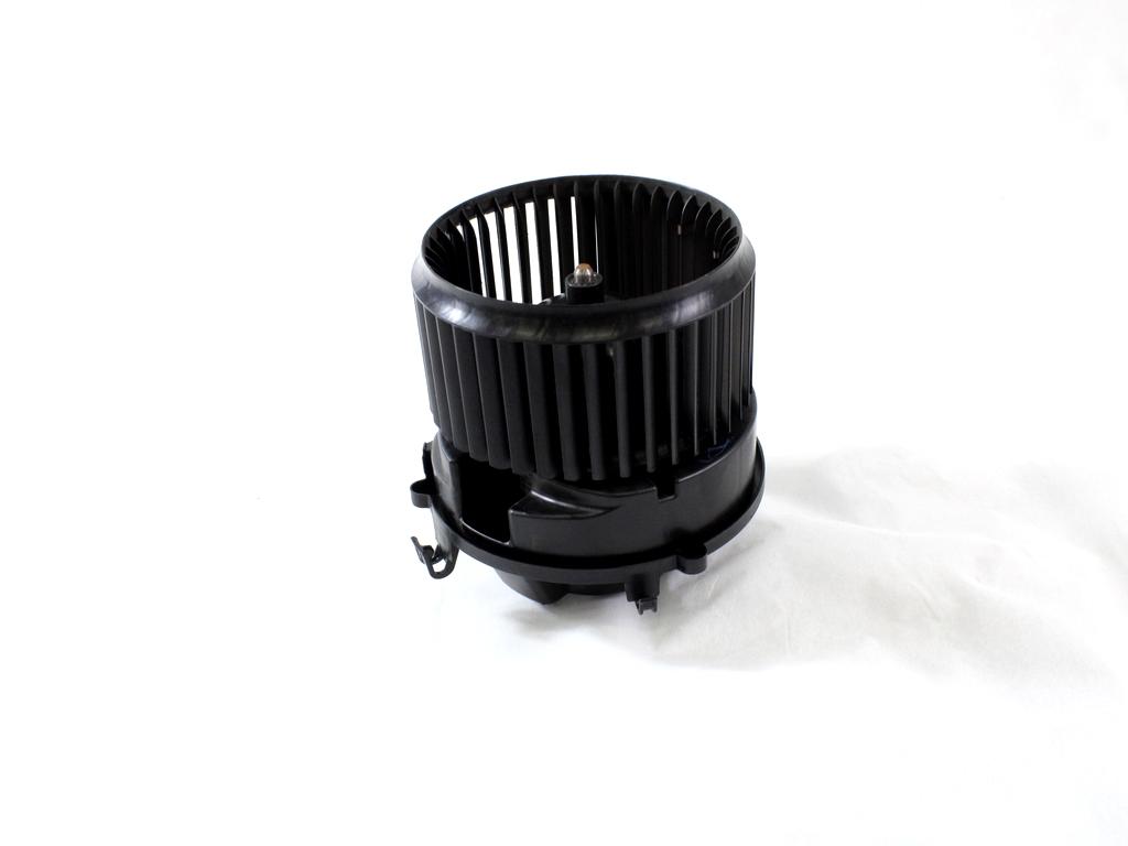 VENTILATOR  KABINE  OEM N. 9297752 ORIGINAL REZERVNI DEL MINI ONE - COOPER F55 / F56 / F57 (DAL 2018)BENZINA LETNIK 2020