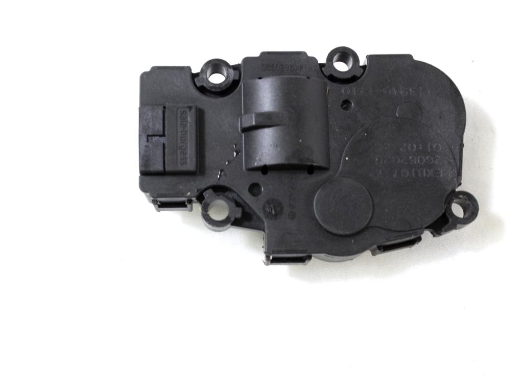 MOTORCEK OGREVANJA OEM N. CZ113930-1710 ORIGINAL REZERVNI DEL MINI ONE - COOPER F55 / F56 / F57 (DAL 2018)BENZINA LETNIK 2020