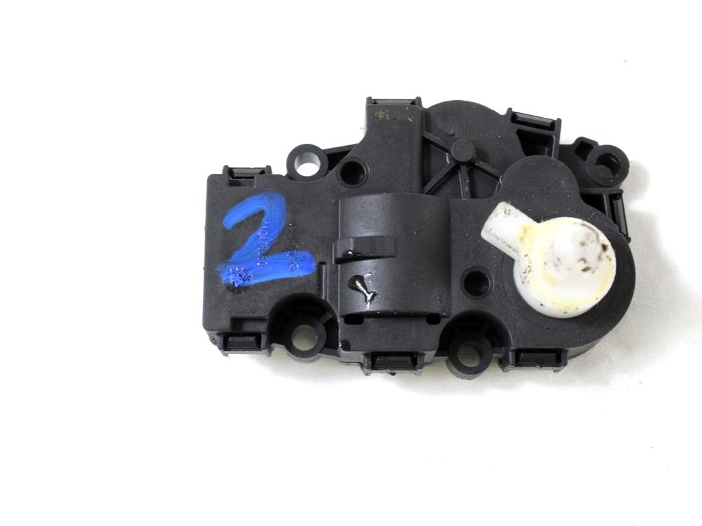 MOTORCEK OGREVANJA OEM N. CZ113930-1710 ORIGINAL REZERVNI DEL MINI ONE - COOPER F55 / F56 / F57 (DAL 2018)BENZINA LETNIK 2020