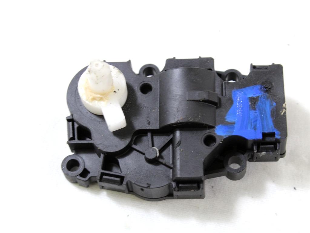 MOTORCEK OGREVANJA OEM N. CZ113930-1710 ORIGINAL REZERVNI DEL MINI ONE - COOPER F55 / F56 / F57 (DAL 2018)BENZINA LETNIK 2020