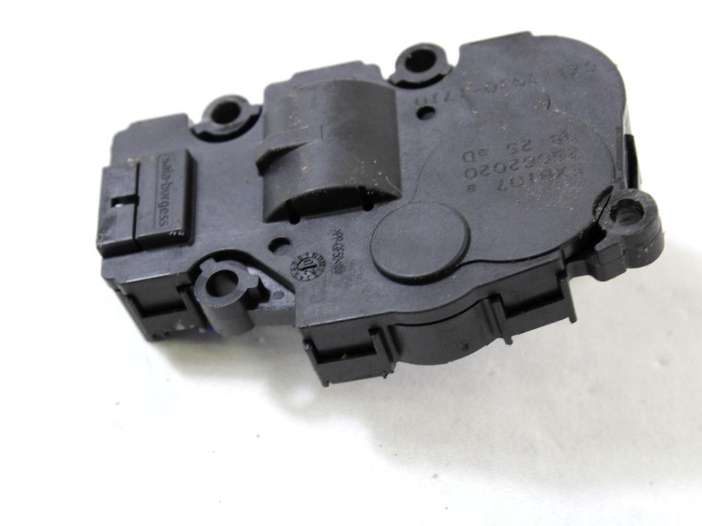 MOTORCEK OGREVANJA OEM N. CZ113930-1710 ORIGINAL REZERVNI DEL MINI ONE - COOPER F55 / F56 / F57 (DAL 2018)BENZINA LETNIK 2020