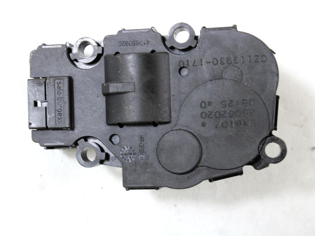 MOTORCEK OGREVANJA OEM N. CZ113930-1710 ORIGINAL REZERVNI DEL MINI ONE - COOPER F55 / F56 / F57 (DAL 2018)BENZINA LETNIK 2020