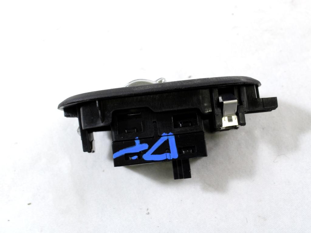 ZADNJE STIKALO OEM N. 9354866 ORIGINAL REZERVNI DEL MINI ONE - COOPER F55 / F56 / F57 (DAL 2018)BENZINA LETNIK 2020