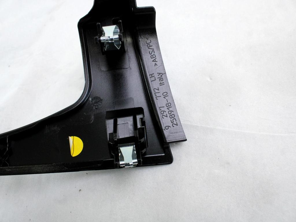 NOTRANJE OKRASNE LETVE  OEM N. 9297772 ORIGINAL REZERVNI DEL MINI ONE - COOPER F55 / F56 / F57 (DAL 2018)BENZINA LETNIK 2020