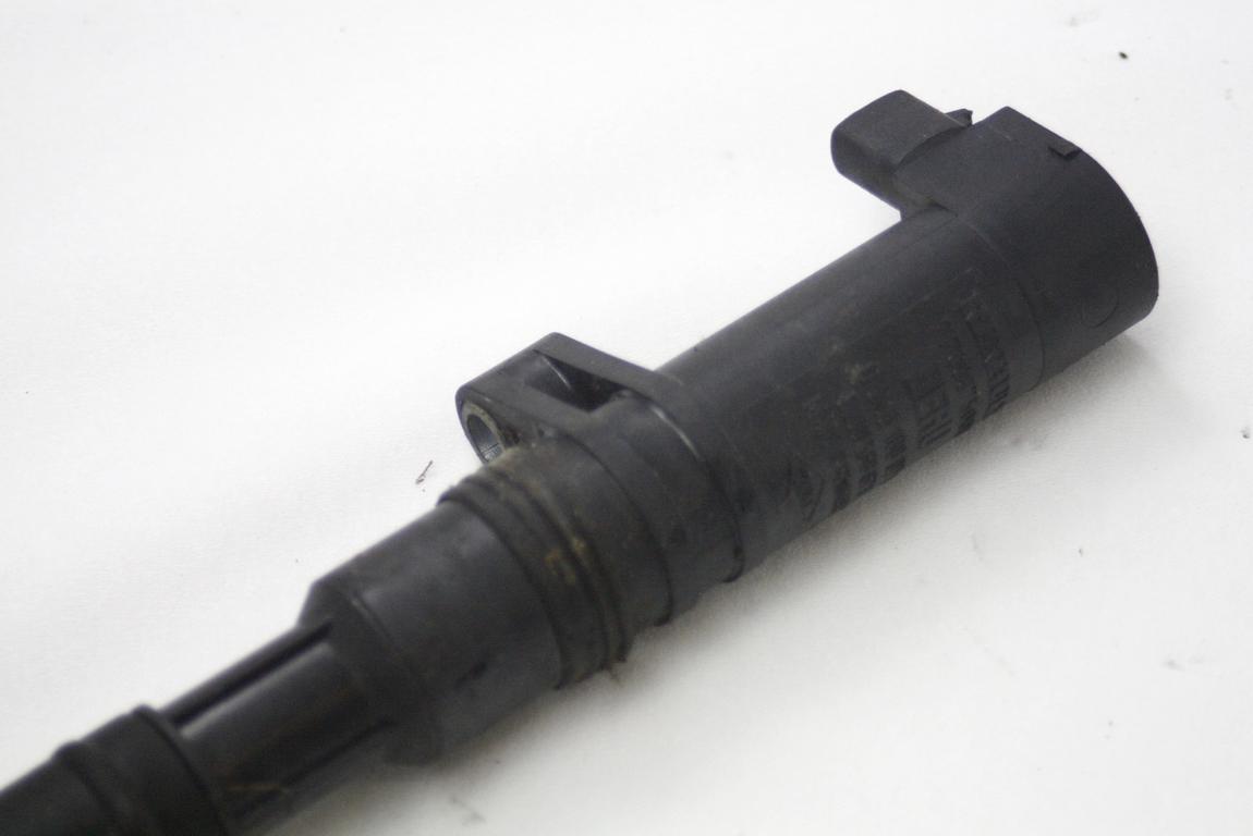 VZIGALNE TULJAVE OEM N. 7700875000 ORIGINAL REZERVNI DEL RENAULT KANGOO KC0/1 MK1 R (2003-2008) BENZINA/METANO LETNIK 2006