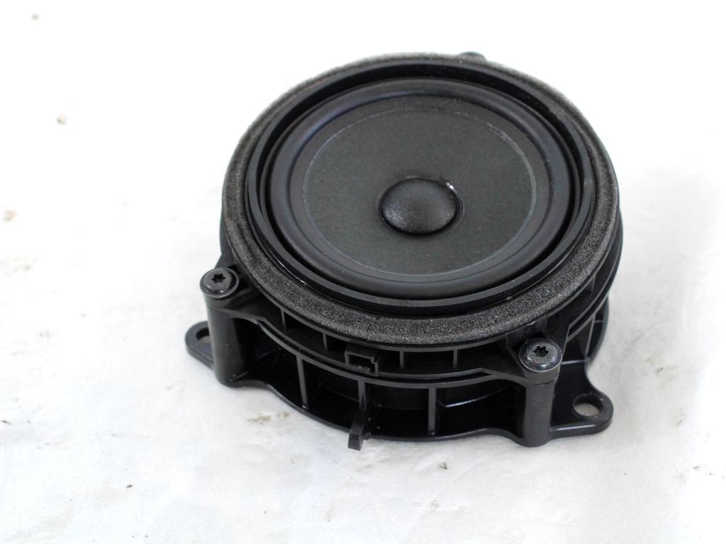 ZVOCNIKI OEM N. 65138715685 ORIGINAL REZERVNI DEL MINI ONE - COOPER F55 / F56 / F57 (DAL 2018)BENZINA LETNIK 2020