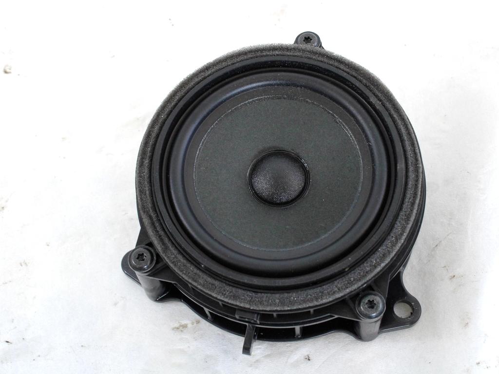 ZVOCNIKI OEM N. 65138715685 ORIGINAL REZERVNI DEL MINI ONE - COOPER F55 / F56 / F57 (DAL 2018)BENZINA LETNIK 2020