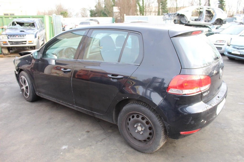 VOLKSWAGEN GOLF 6 1.6 B 75KW 5M 5P (2009) RICAMBI IN MAGAZZINO