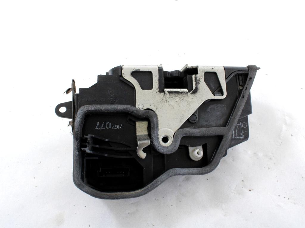 CENTRALNO ZAKLEPANJE PREDNIH LEVIH VRAT OEM N. 7167077 ORIGINAL REZERVNI DEL BMW SERIE 1 BER/COUPE/CABRIO E81/E82/E87/E88 LCI R (2007 - 2013) DIESEL LETNIK 2007